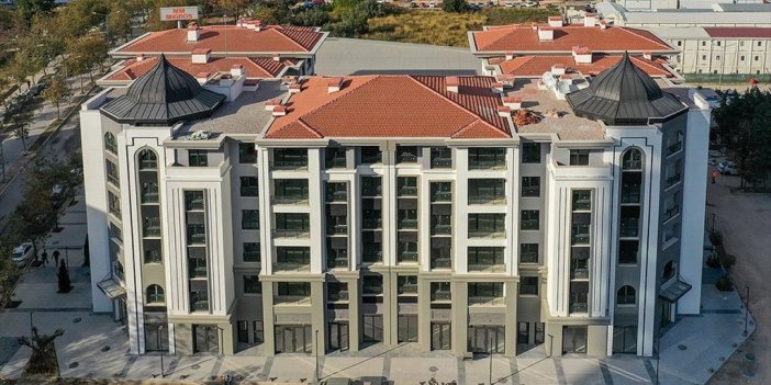 İzmirli Depremzedeler Yeni Evlerine Cumhurbaşkanı Erdoğan'ın Katılacağı Törenle Kavuşacak