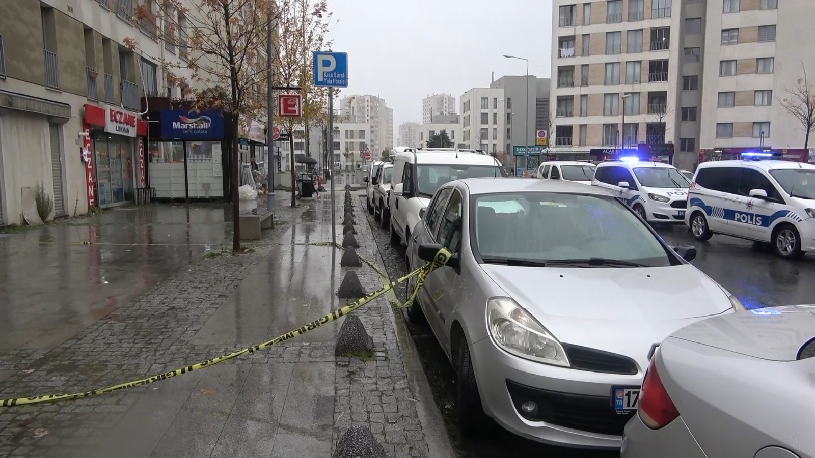 Başakşehir’de kuyumcu soygunu: 7 kilogram altın çalıp kayıplara karıştılar