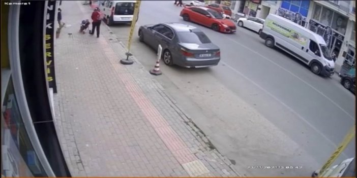 Yola fırlayan çocuk otomobilin altında böyle kaldı