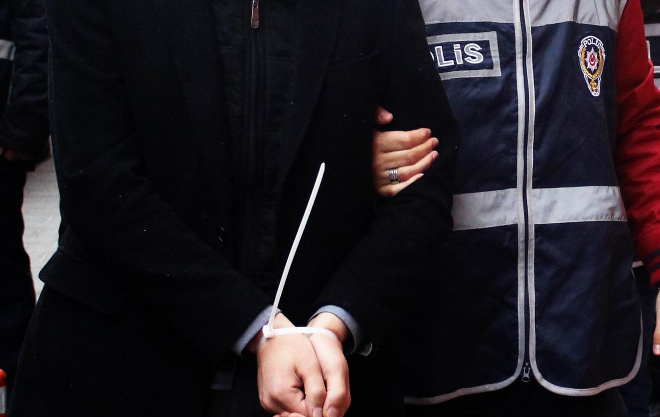 FETÖ şüphelisi eski emniyet şube müdürü Yunanistan’a kaçarken yakalandı