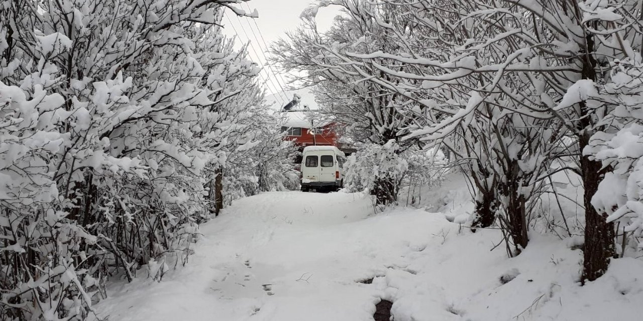 Erzincan’ın yüksek kesimleri kardan beyaza büründü