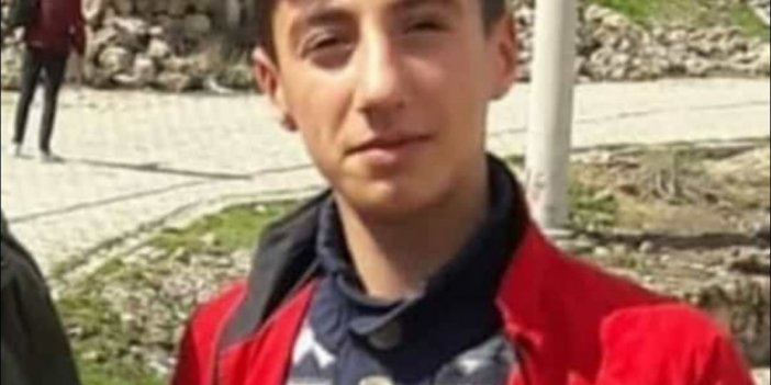 17 yaşındaki genç 2 aydır kayıp