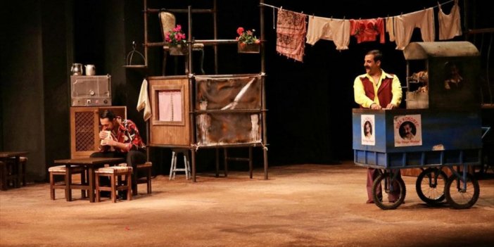 Tiyatro Oyununun 57 Gün Süren Perde Arkası