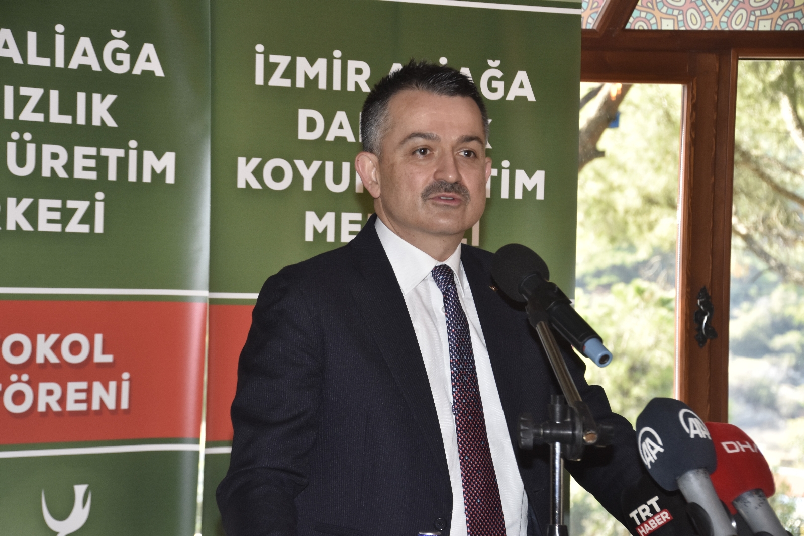 Bakan Pakdemirli’den Süt Fiyatlarına İlişkin Açıklama: "Çalışmalarımız Hazır"