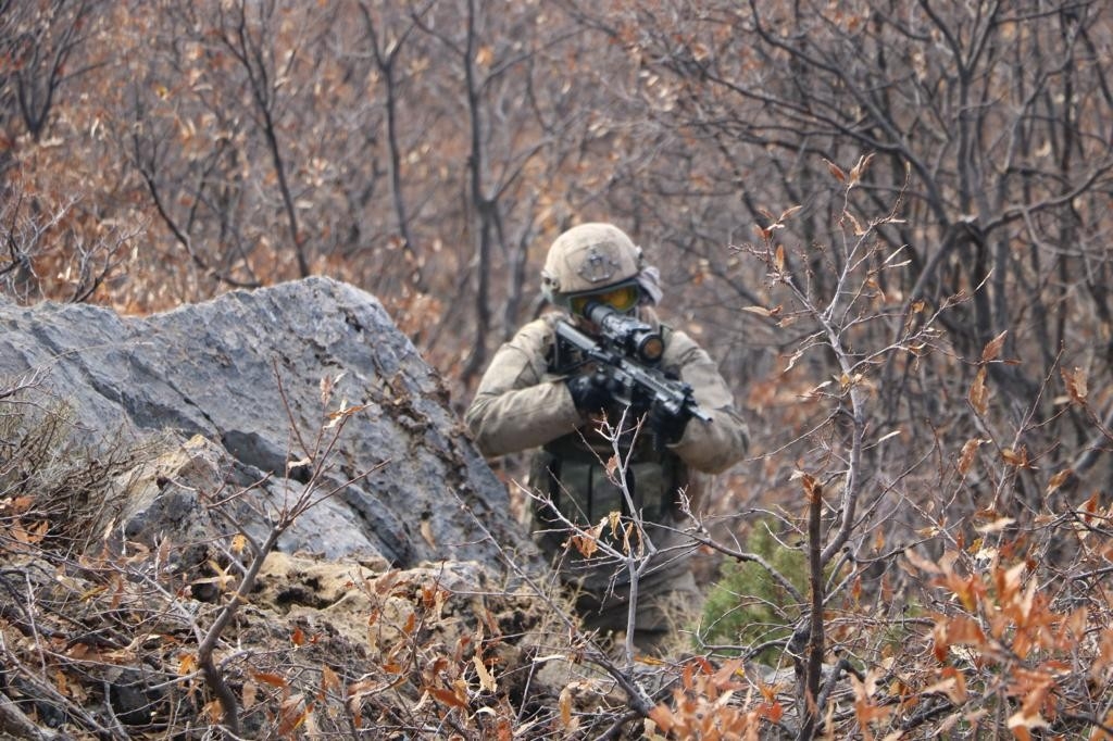 Tunceli’de terör operasyonunda 67 sığınak ve 5 mağara imha edildi