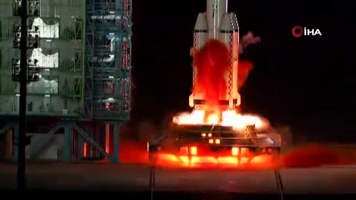 Shenzhou-13 uzay aracının güneş panelleri radyasyona dayanıklı özel bir camla kaplandı