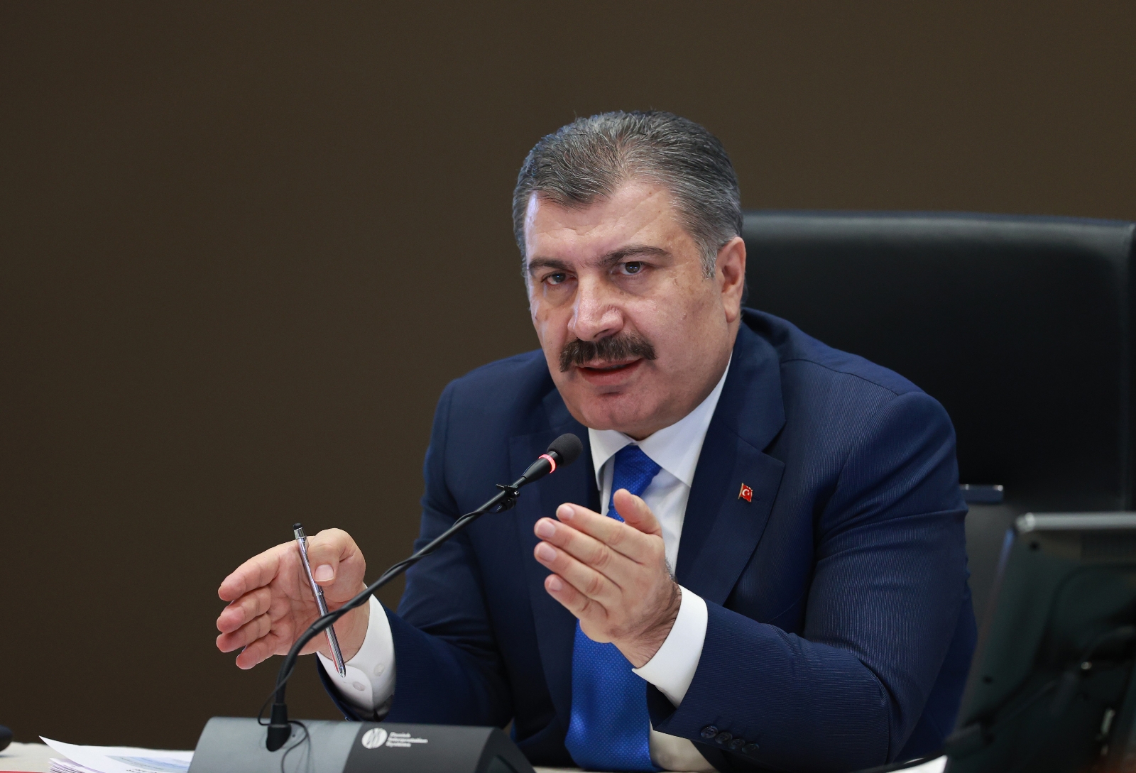 Bakan Koca: “30 bin sözleşmeli sağlık personeli ve kura ile de 10 bin sürekli işçi alımı yapılacak.”