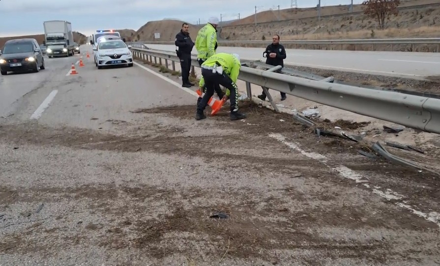 Cenaze töreni dönüşü feci kaza: 6 yaralı