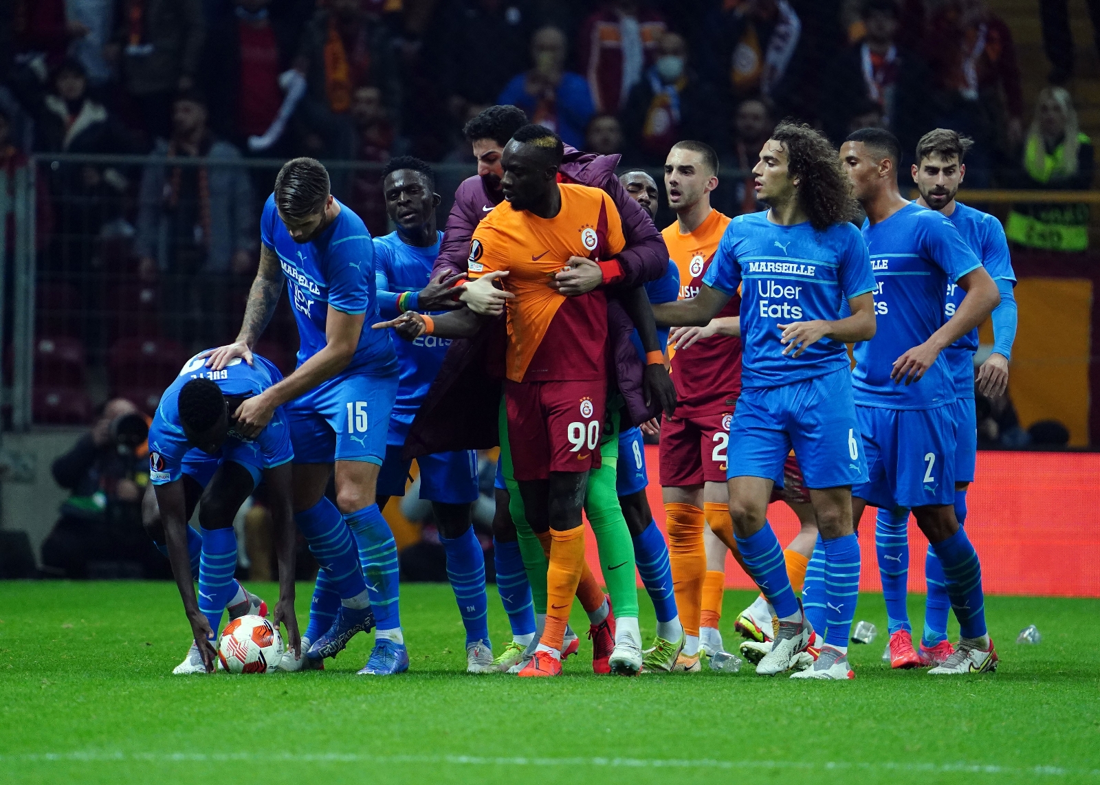 UEFA Avrupa Ligi: Galatasaray: 2 - Marsilya: 0 (İlk yarı)