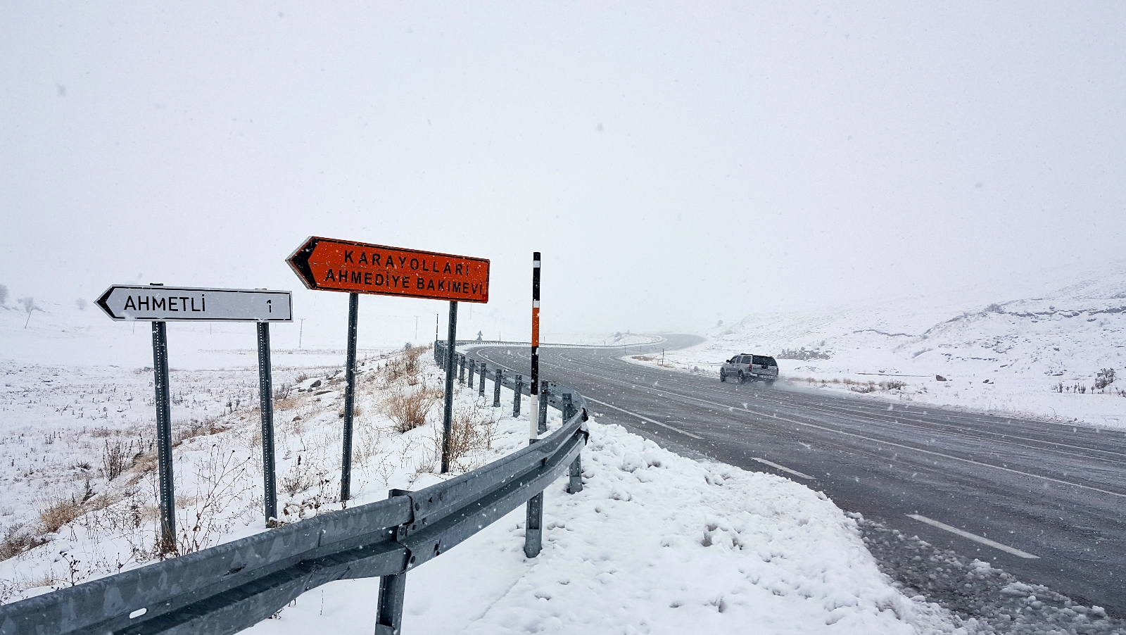 Erzincan’ın yüksek kesimlerinde kar ve sis etkili oluyor