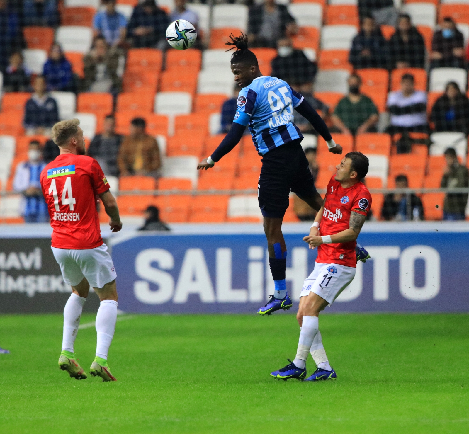 Spor Toto Süper Lig: Adana Demirspor: 0 - Kasımpaşa: 0 (İlk yarı)