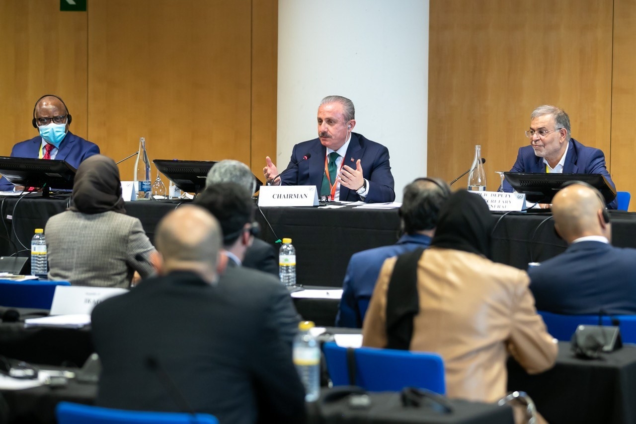 “Dünyadaki İnsanları Birleştirecek En Güçlü Değerler Biz Müslümanların İçinde Ve Arasındadır"