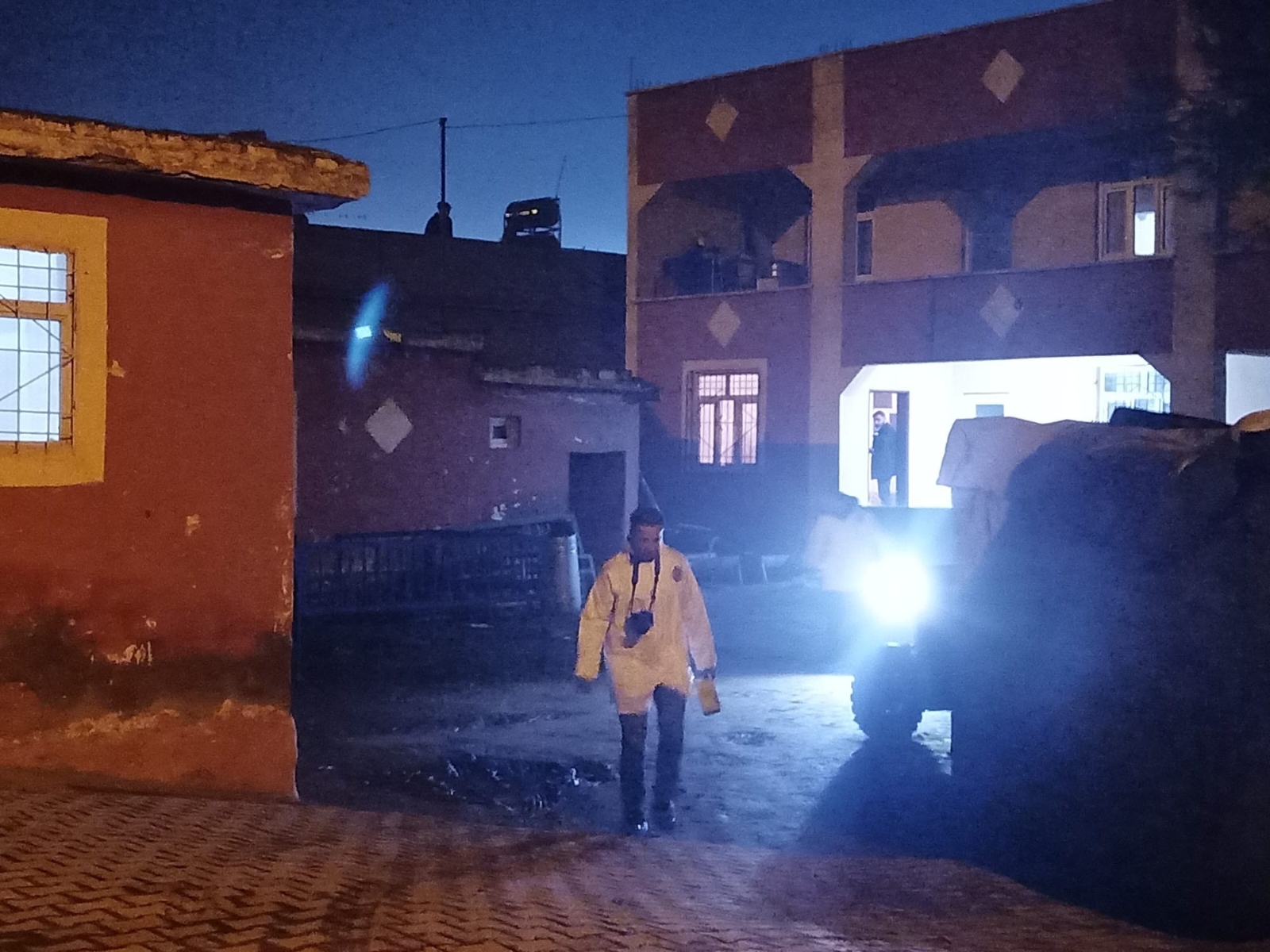 Evde alacak verecek meselesi tartışması kanlı bitti: 1 ölü, 1 ağır yaralı