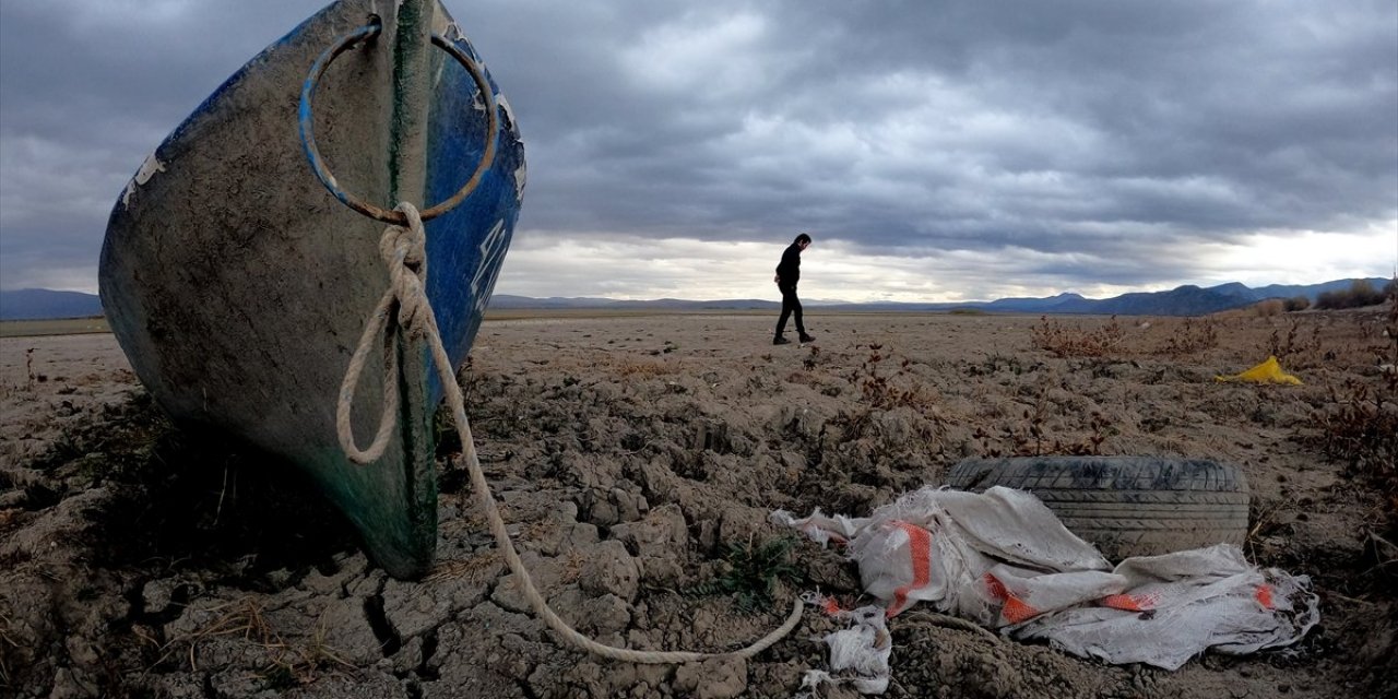 Konya'daki göller kuraklık nedeniyle çekilmeye başladı