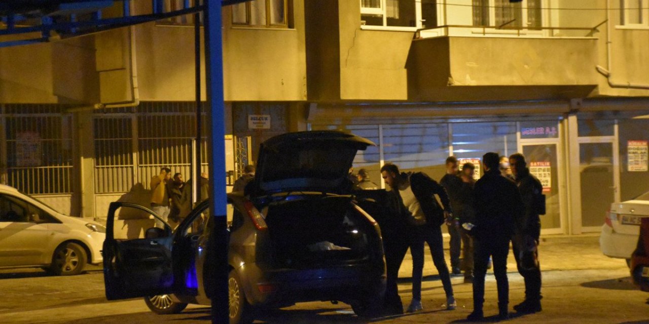 Malatya'da iki grup tüfek ve tabancalarla çatıştı