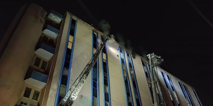 Başakşehir’de 8 katlı iş yerinde yangın