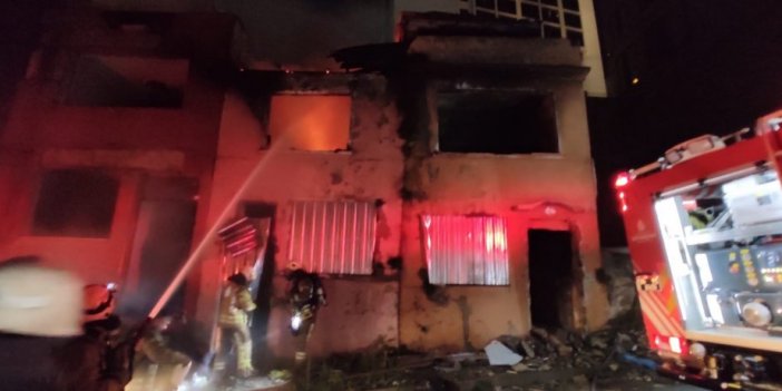 Şişli’de gecekonduda yangın çıktı, içeridekiler kendilerini son anda dışarı attı