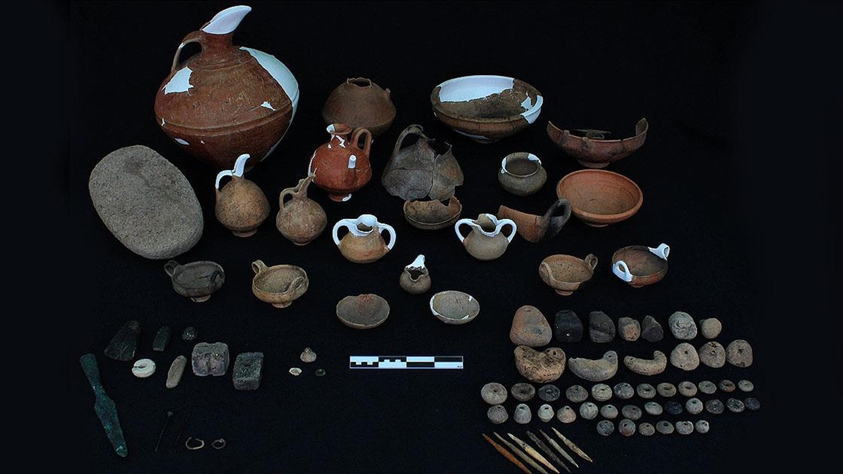 Tavşanlı Höyük Kazılarında Çıkan Bulgular Arkeologları Heyecanlandırdı
