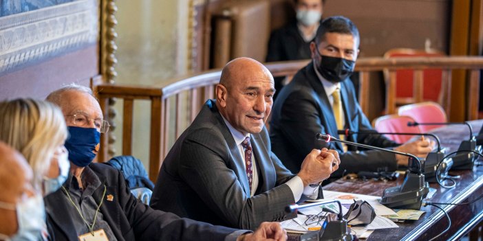 Soyer, İtalya’da dünyanın ilk Cittaslow Metropolü İzmir’in yol haritasını anlattı