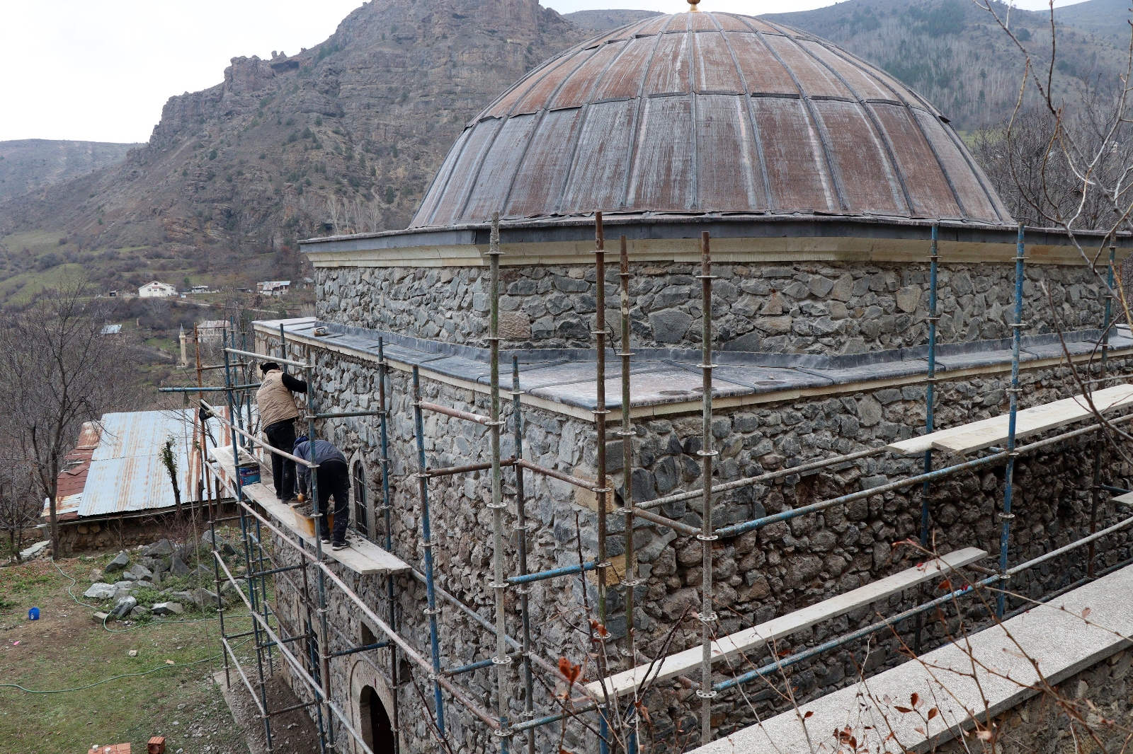 Ecdat yadigarı restorasyon ile düzeltiliyor