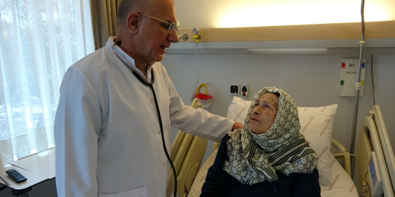 Pandemiyi bahane edip ameliyattan kaçan Huriye teyze, üç ameliyat birden oldu
