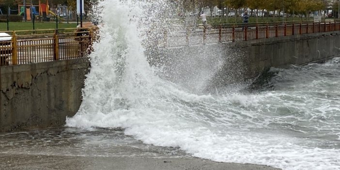 Lodos İstanbul’da etkisini sürdürüyor
