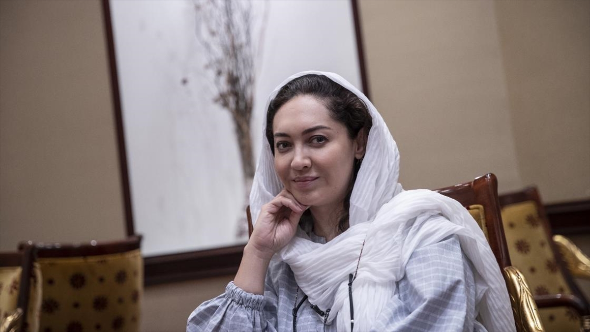 İranlı Oyuncu Niki Karimi'den, Türk Dizi Ve Filmlerine Övgü