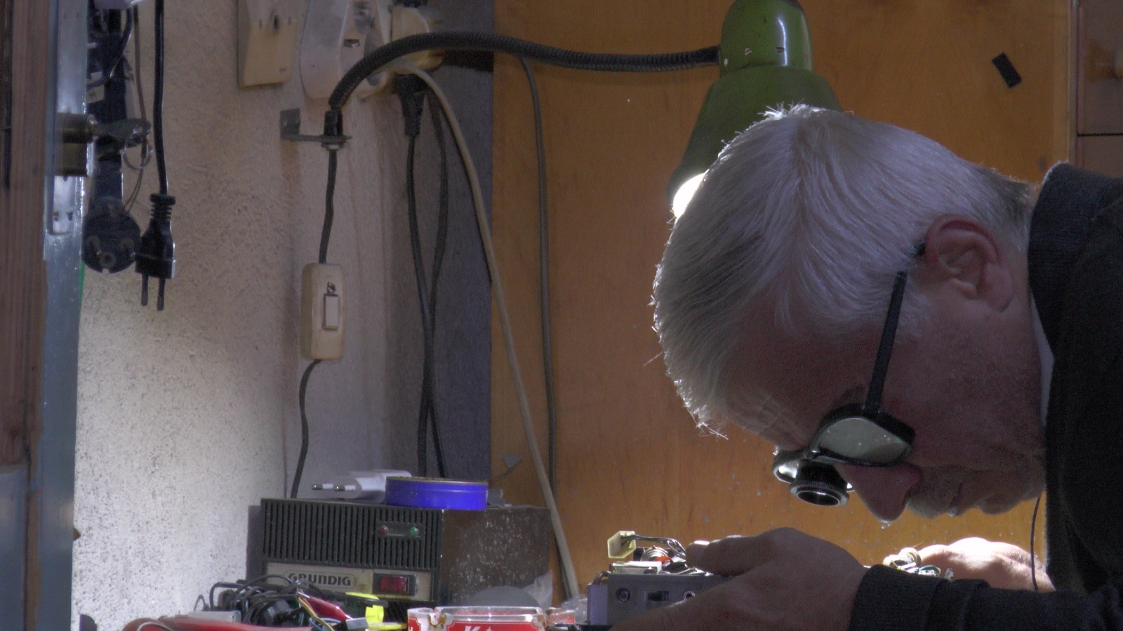 50 yıldır oto teybi biriktiriyor