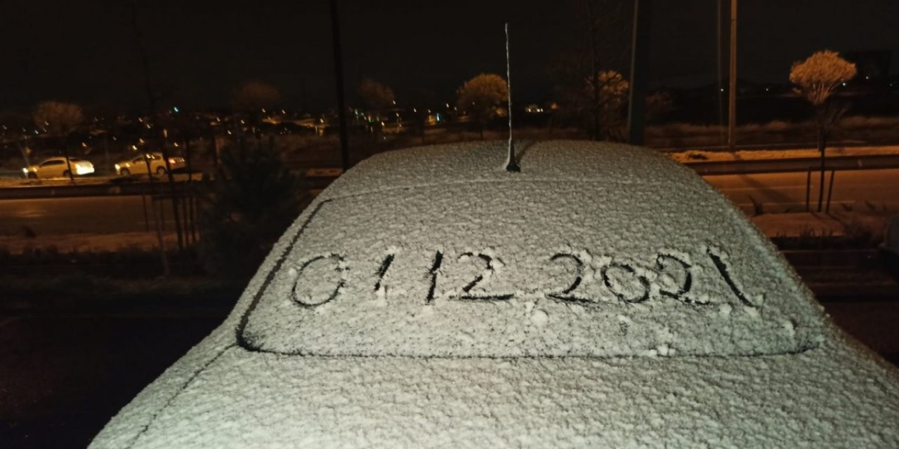 Ankara'da kar kendini gösterdi