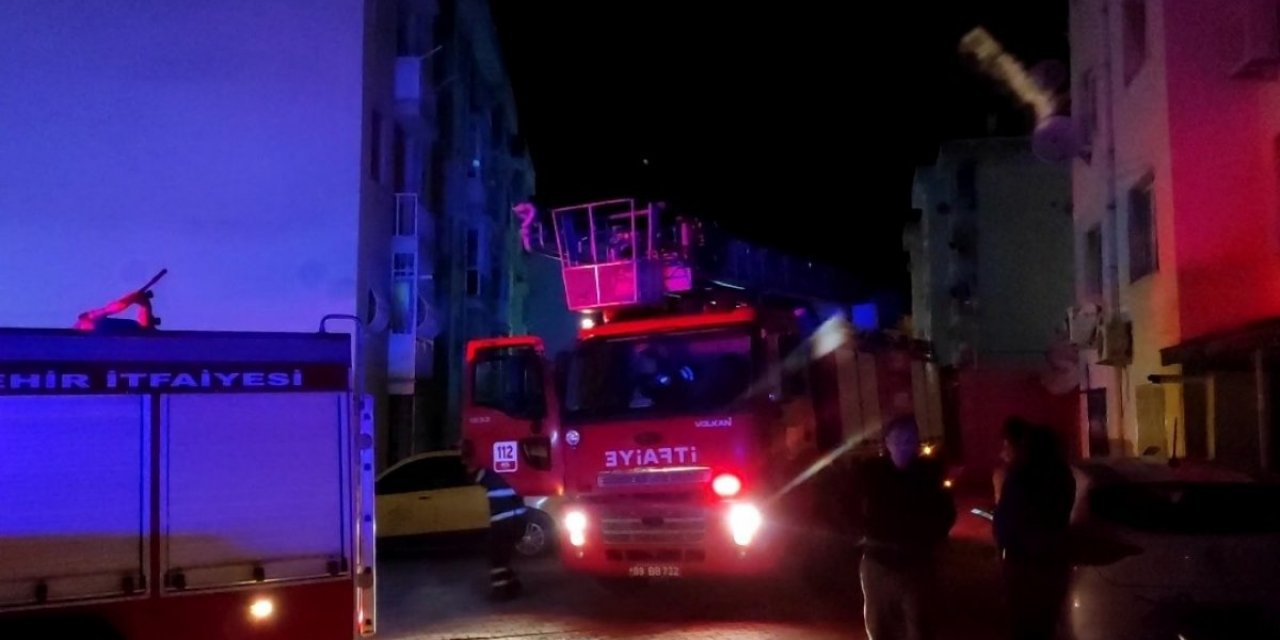 Aydın’da, madde bağımlısı evini ateşe verdi