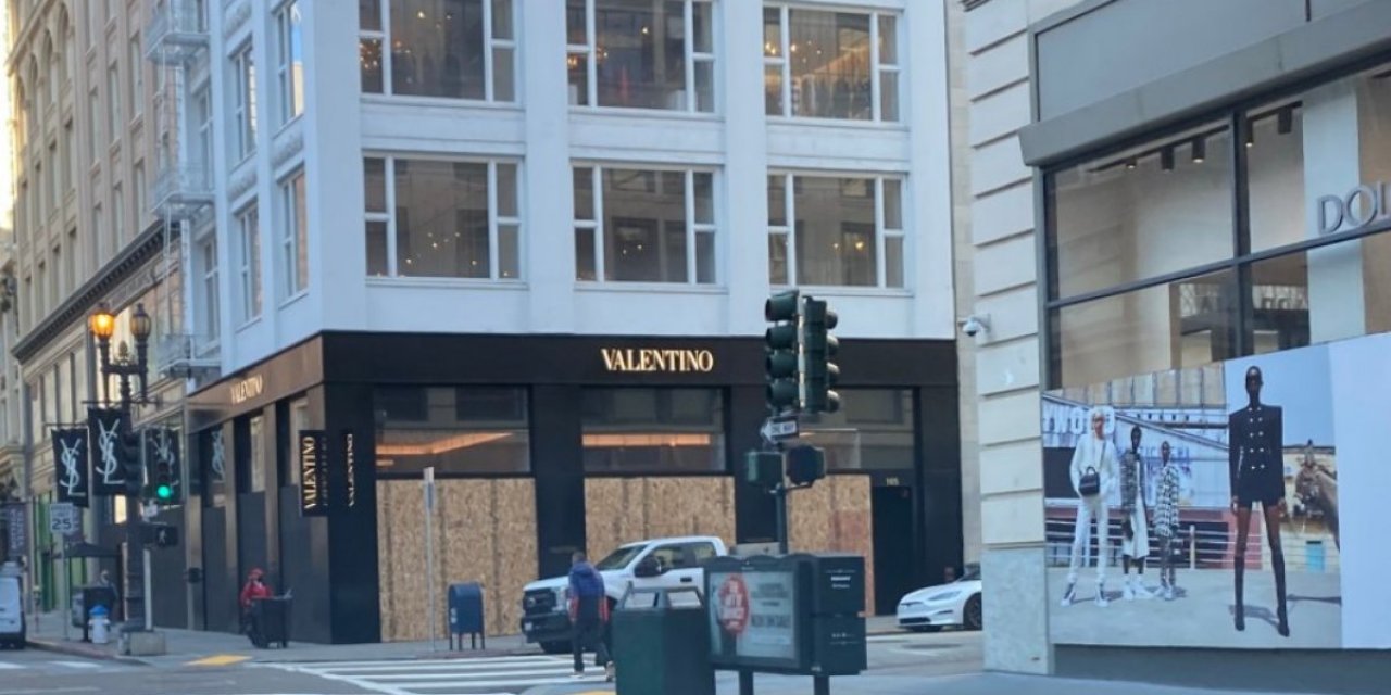 ABD'ni Kaliforniya eyaletinde mağazalar kendi güvenlik önlemini aldı