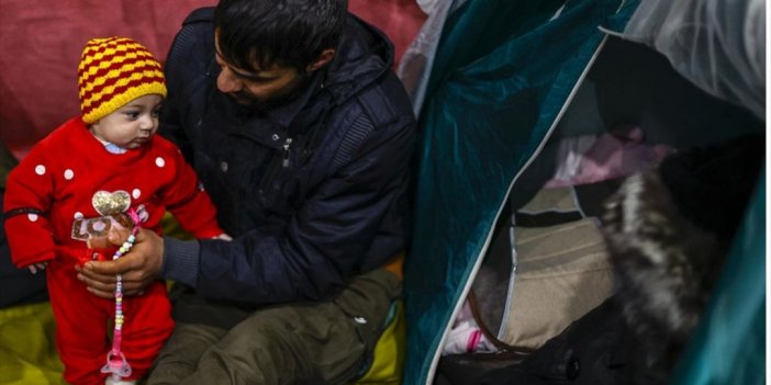 Avrupa’ya Göçün En Küçük Yolcusu Vida, Belarus-polonya Sınırında Bekleyişte