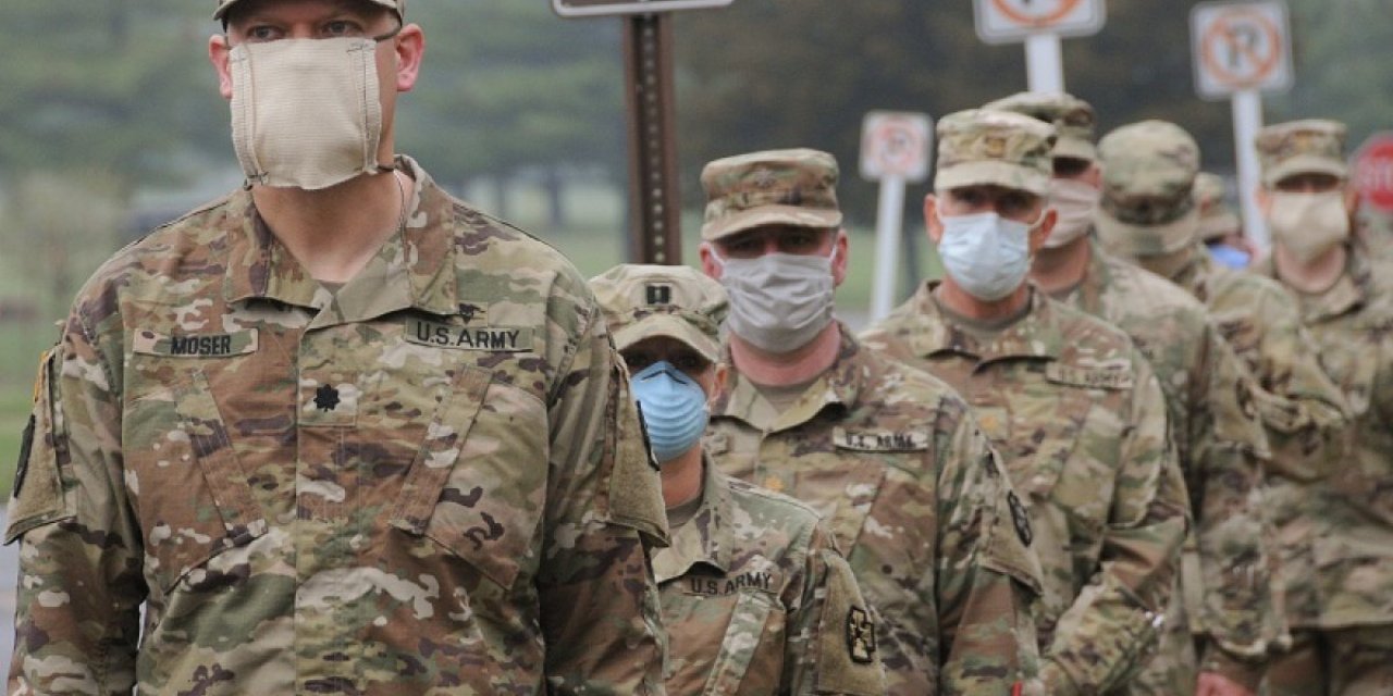 ABD ordusunda 10 binlerce asker, koronavirüs aşısına direniyor