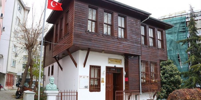 'vatan Şairi'nin Evi, Öğrenciler Ve Turistlerin İlgi Odağı Oluyor