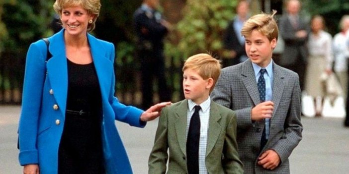 Annesi Prenses Diana'yla anılarını anlatan Prens William gözyaşlarını tutamadı