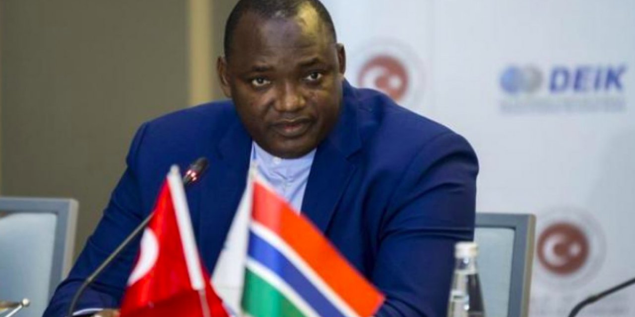 Gambiya'da Adama Barrow yeniden Cumhurbaşkanı seçildi