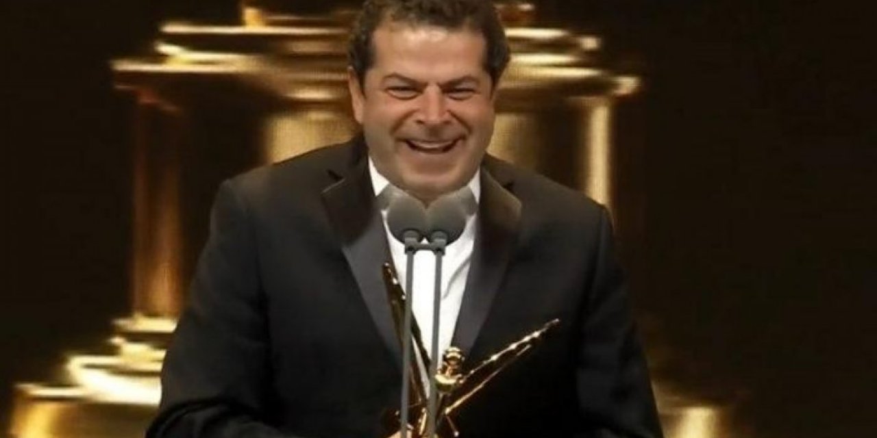 Altın Kelebek'te Cüneyt Özdemir'den 'kestane balı' esprisi