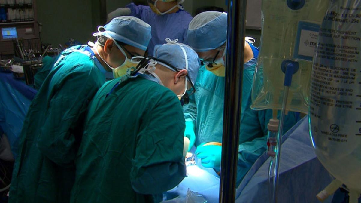 Burnu tıkanınca hastaneye gitti! Doktorlar, gördükleri karşısında acil toplantı kararı aldı