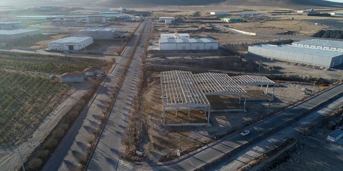Kayseri'de 30 Bin Nüfuslu İlçede Son Bir Yılda 35 Fabrikanın Temeli Atıldı