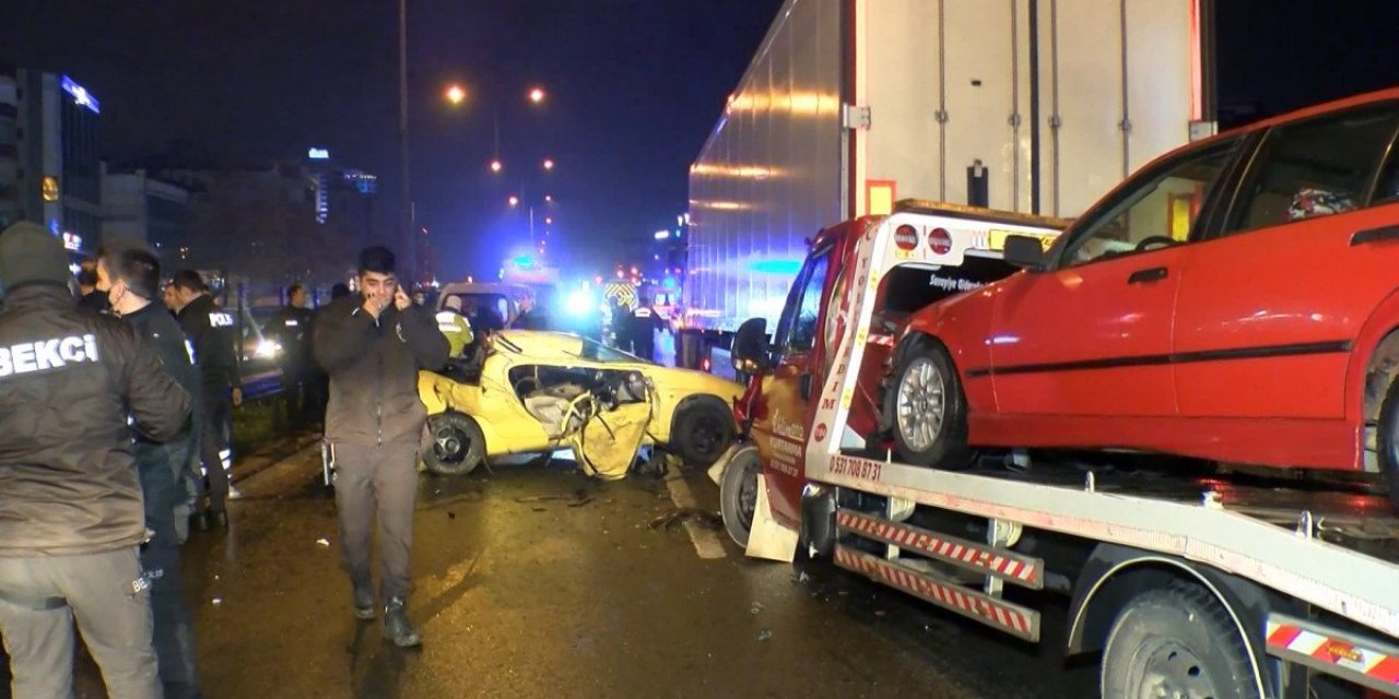 Pendik'te feci kaza: 1 ölü, 3 yaralı