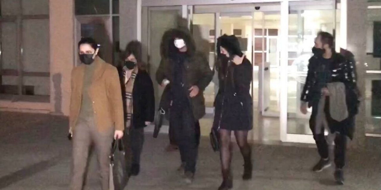 Yunan polis ile kız arkadaşı navigasyon mağduru oldu