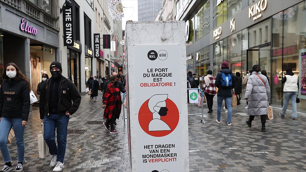 DSÖ Kovid-19'un Omicron Varyantının En Az 57 Ülkede Görüldüğünü Duyurdu