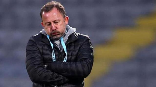 Beşiktaş'ta yönetimin hoca listesinde 4 isim dikkat çekiyor