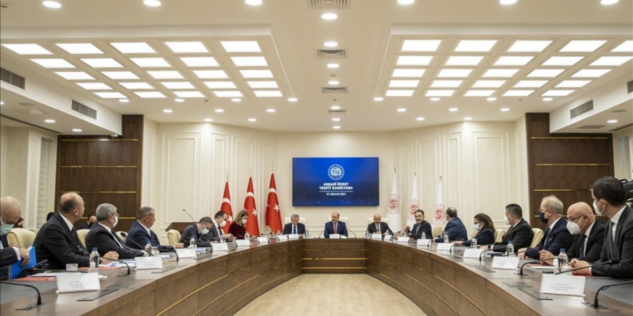 2022 zammı için Asgari Ücret Tespit Komisyonu'nun üçüncü toplantısı