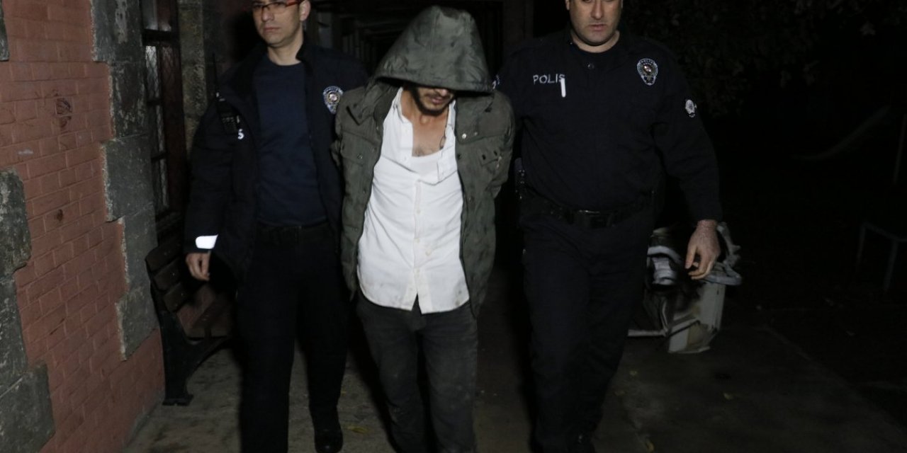 Adana'da rehabilitasyon merkezinde hırsızlık yaparken yakalandı