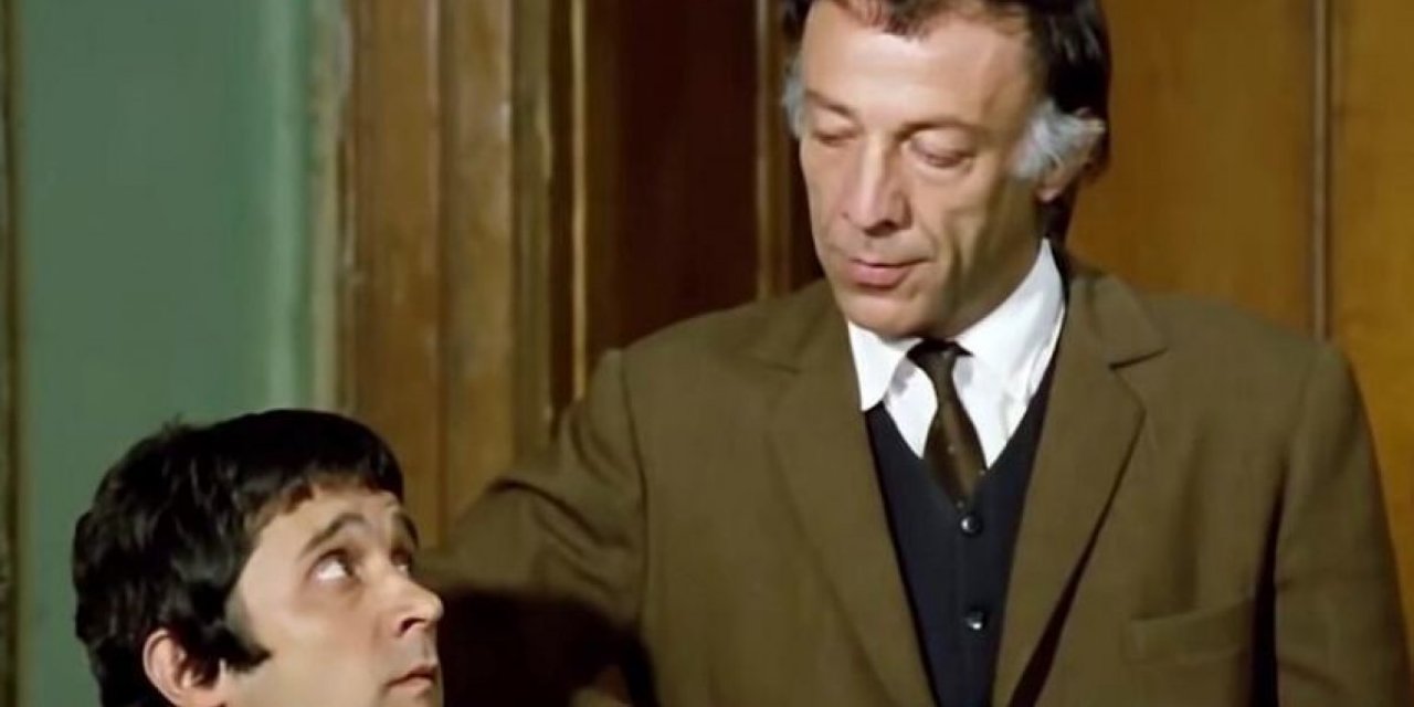 Münir Özkul ve Halit Akçatepe’nin heykellerine tepki