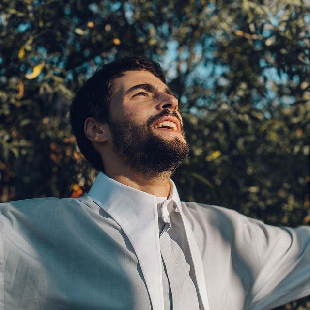 Akın Akınözü'nün eski hali olay oldu! Tam 50 kilo vermiş