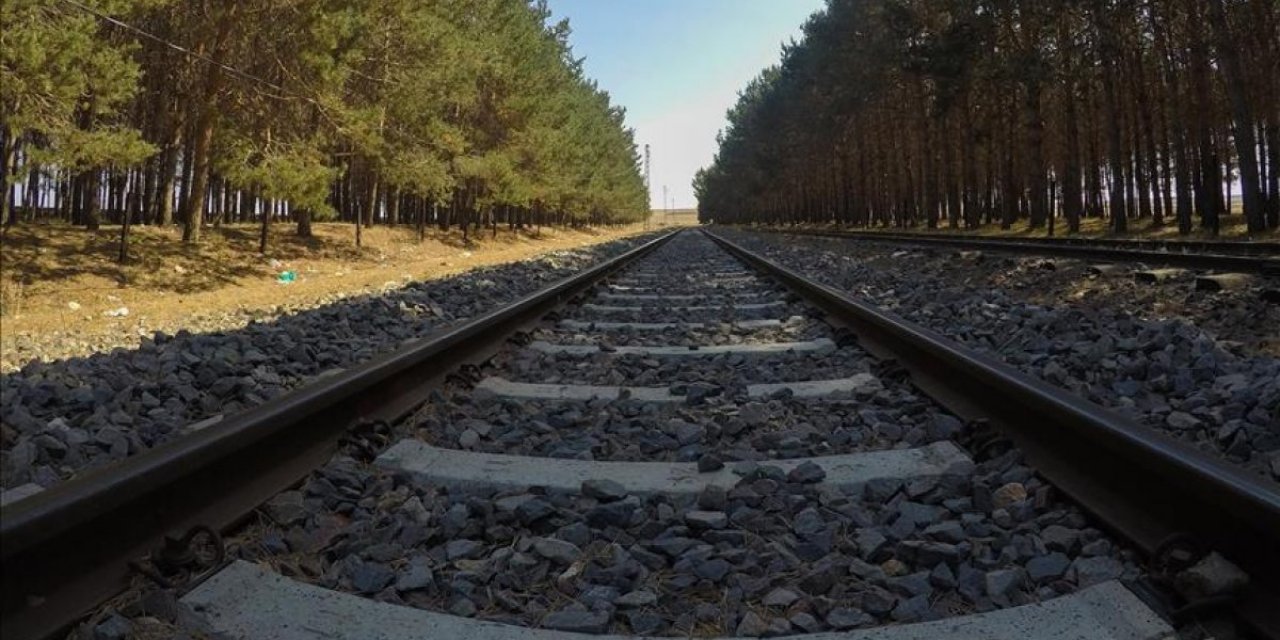 AB, Azerbaycan ve Ermenistan demiryolu hatları konusunda anlaştıklarını bildirdi