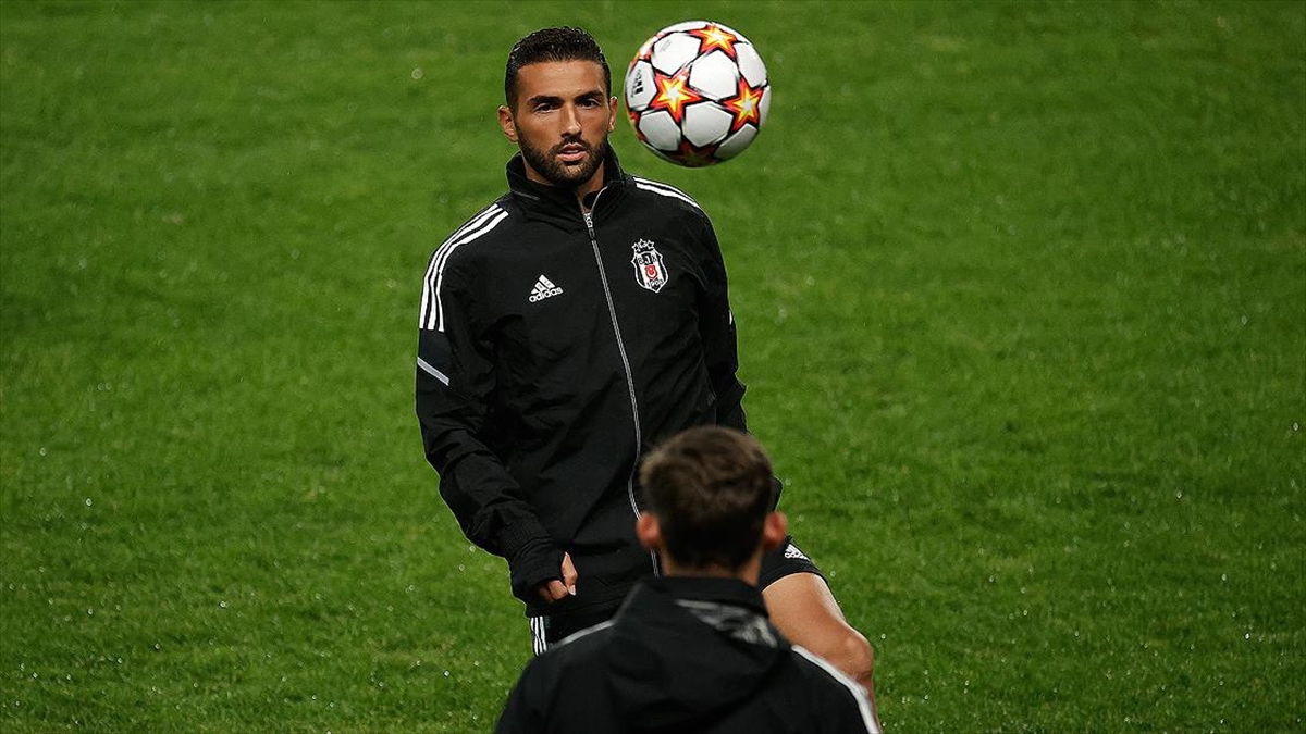 Beşiktaşlı Futbolcu Umut Meraş'ın Burun Kemiği Kırıldı