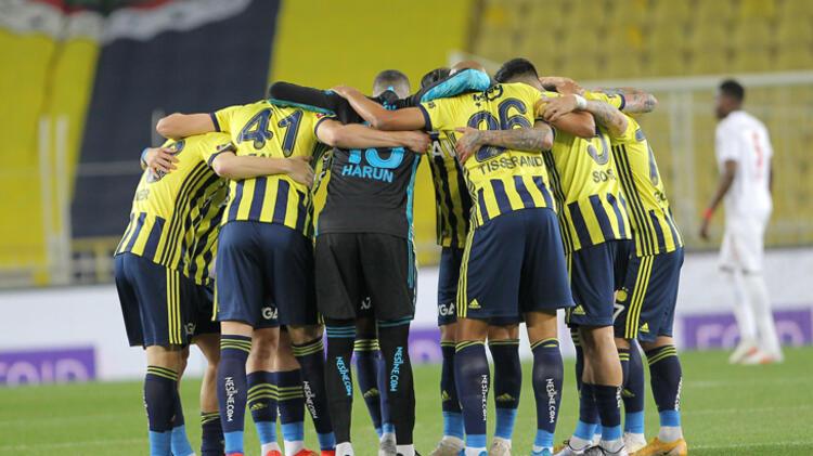 Fenerbahçe'de kıyım başlıyor! İşte Ocak'ta yolların ayrılacağı yıldız futbolcular